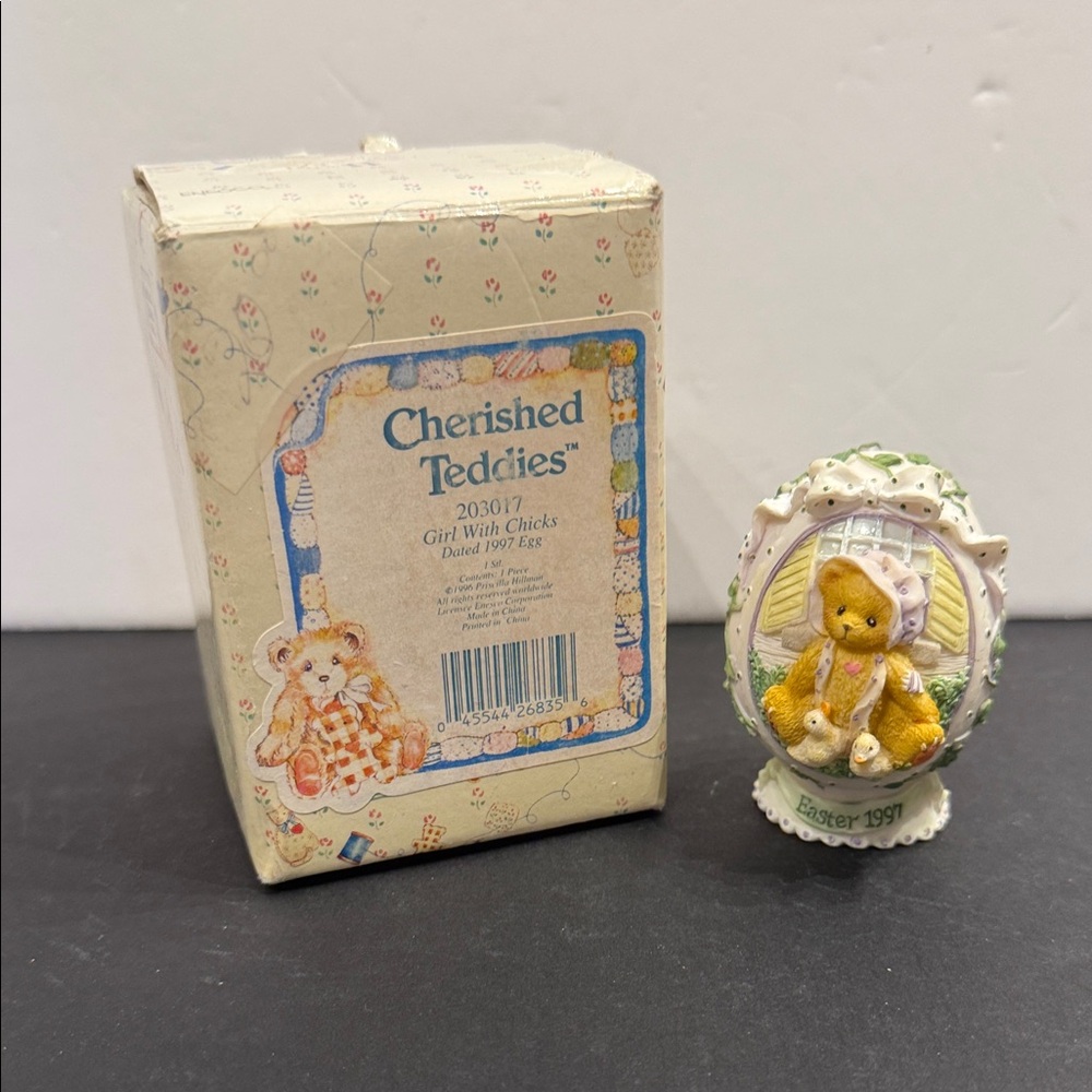 Cherished Teddies Girl Bear with Chicks Easter Egg 1997 in Box